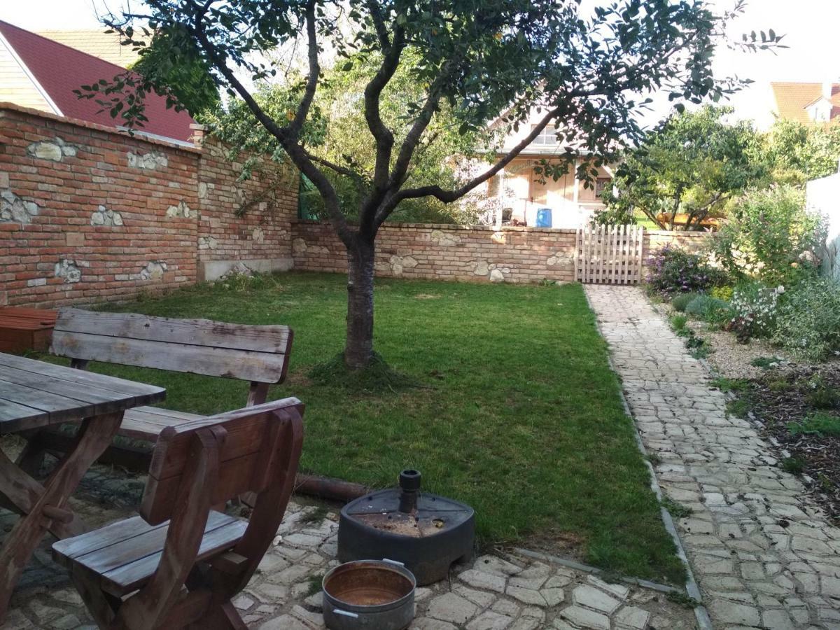 Ubytovani U Lomu Mikulov Exterior foto